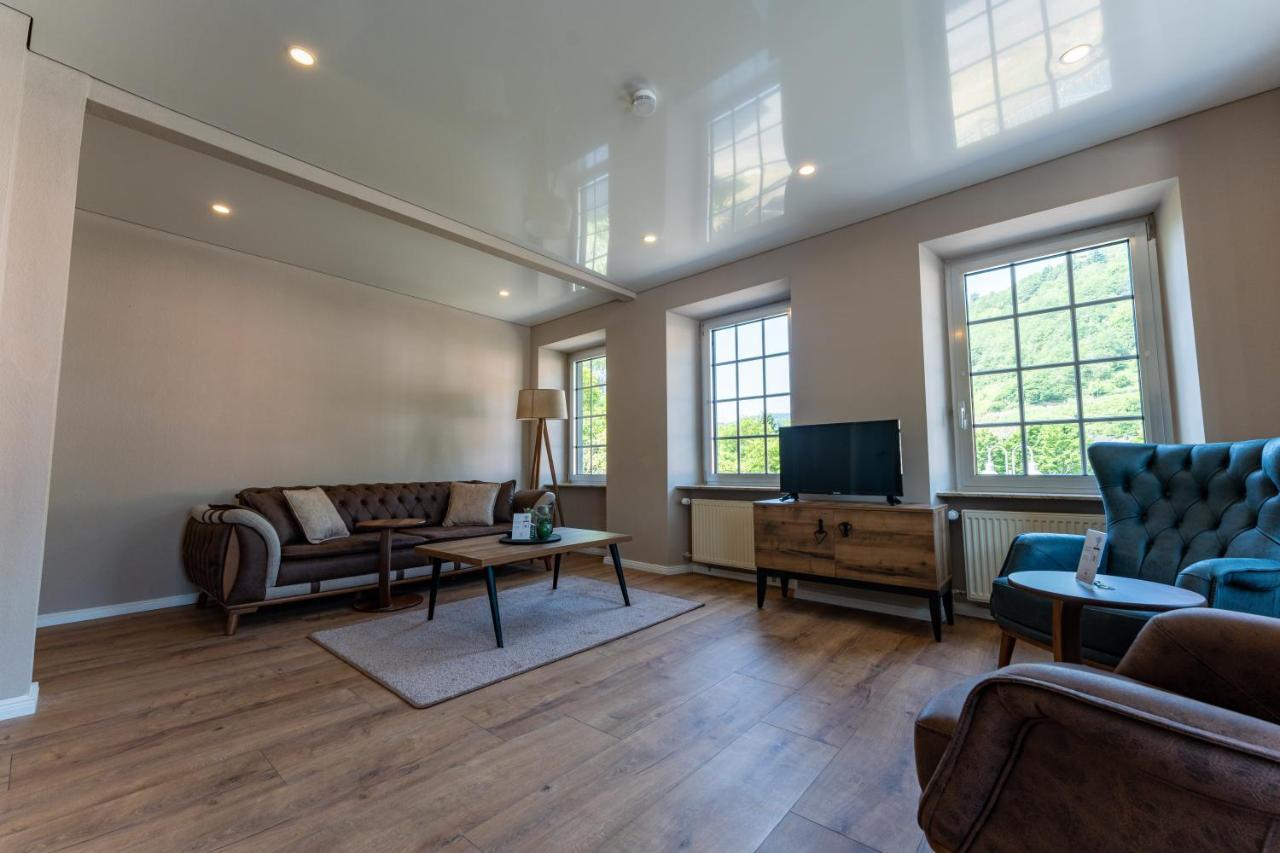 Moselresidenz Bellevue Alf Apartment Alfbach Esterno foto