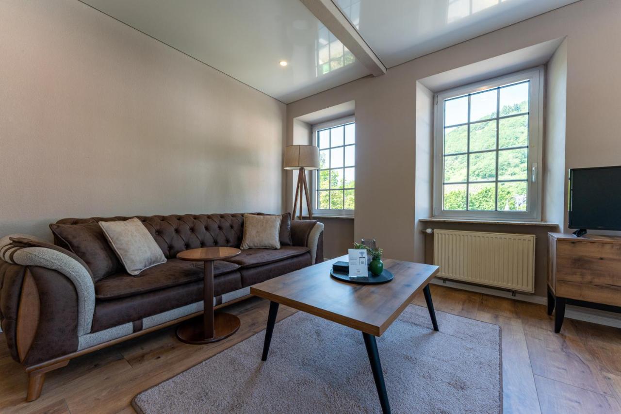 Moselresidenz Bellevue Alf Apartment Alfbach Esterno foto